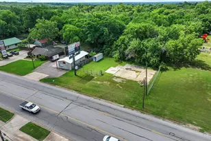 2514 W Morton St, Denison, TX 75020 - Photo 1