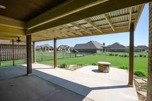 421 River Bank Ln, Granbury, TX 76049 - Photo 13