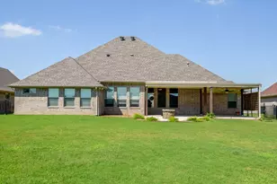 421 River Bank Ln, Granbury, TX 76049 - Photo 15