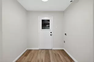 8617 Flicker Ln, Dallas, TX 75238 - Photo 15