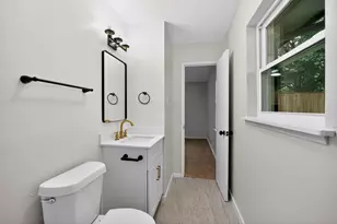 8617 Flicker Ln, Dallas, TX 75238 - Photo 9