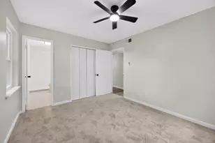 8617 Flicker Ln, Dallas, TX 75238 - Photo 19