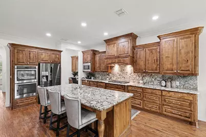 1241 Blue Lake Boulevard, Arlington, TX 76005 - Photo 13