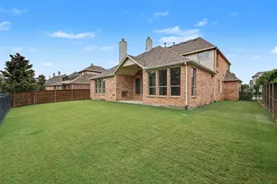1241 Blue Lake Blvd, Arlington, TX 76005 - Photo 35