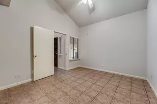 511 Ranch Trail, Irving, TX 75063 - Photo 19