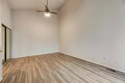 511 Ranch Trail #117, Irving, TX 75063 - Photo 13