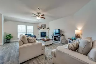 2937 Log Cabin Dr, Celina, TX 75009 - Photo 5