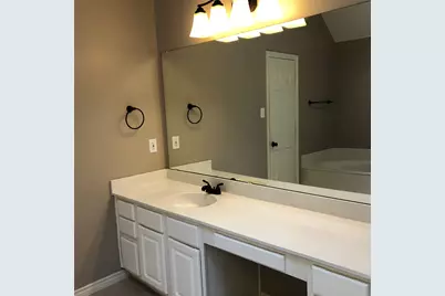 103 Arbor Creek Drive E, Euless, TX 76039 - Photo 21