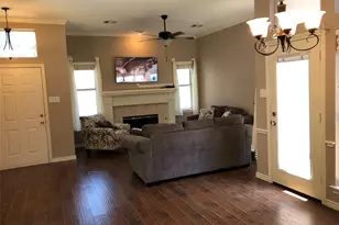 103 Arbor Creek Dr E, Euless, TX 76039 - Photo 5