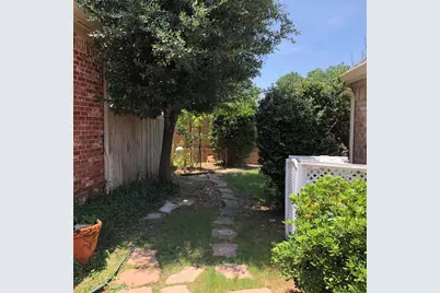 103 Arbor Creek Drive E, Euless, TX 76039 - Photo 39