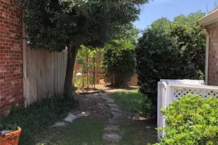 103 Arbor Creek Dr E, Euless, TX 76039 - Photo 39