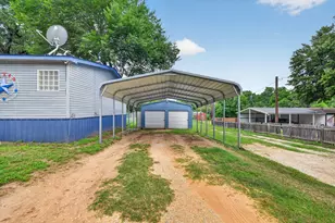 245 Ross Ln, Boyd, TX 76023 - Photo 3