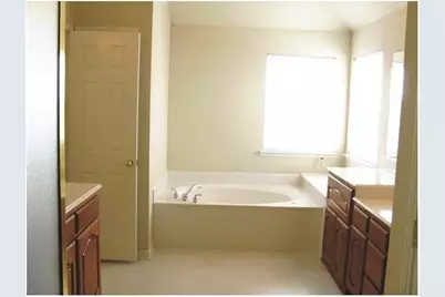 1313 Sunderland Court, Allen, TX 75013 - Photo 11