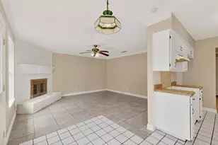 5908 Willow Valley Dr, Arlington, TX 76017 - Photo 7