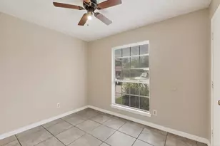 5908 Willow Valley Dr, Arlington, TX 76017 - Photo 11