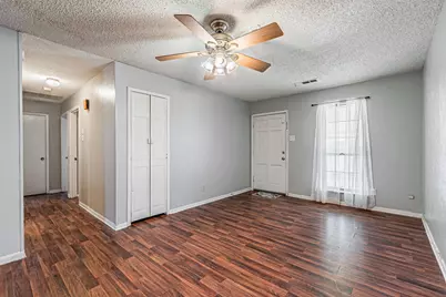 2009 Meadow Lark Lane, Irving, TX 75060 - Photo 7