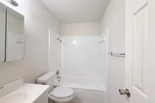 6505 Big Springs Dr, Arlington, TX 76001 - Photo 15