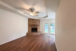 6505 Big Springs Dr, Arlington, TX 76001 - Photo 5