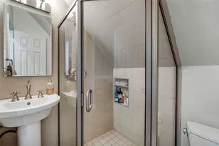 4557 Lorraine Ave, Highland Park, TX 75205 - Photo 39