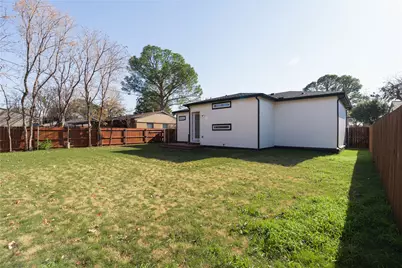 115 E Ireland Drive, Irving, TX 75062 - Photo 15