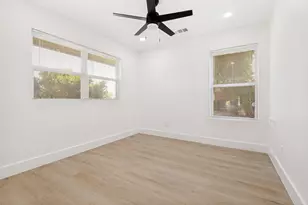 2406 Magna Vista Dr, Dallas, TX 75216 - Photo 15