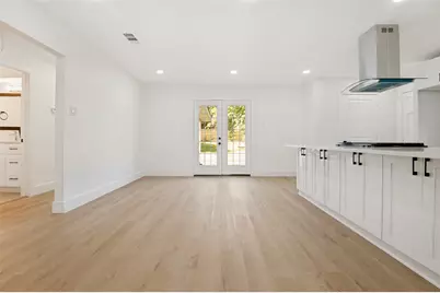 2406 Magna Vista Drive, Dallas, TX 75216 - Photo 13