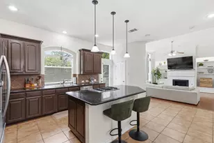 2520 Kodiak Cir, Euless, TX 76039 - Photo 9