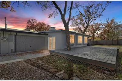 1201 NW 6th Avenue, Mineral Wells, TX 76067 - Photo 35