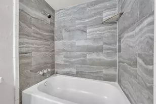 6705 Greenfield Dr, Arlington, TX 76016 - Photo 15