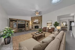 6705 Greenfield Dr, Arlington, TX 76016 - Photo 5