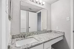 5534 Boca Raton Blvd, Fort Worth, TX 76112 - Photo 23