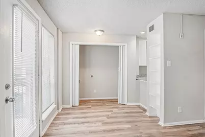 5534 Boca Raton Boulevard #292, Fort Worth, TX 76112 - Photo 11