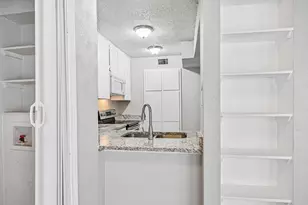 5534 Boca Raton Blvd, Fort Worth, TX 76112 - Photo 13