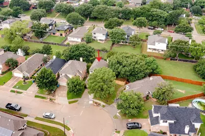 2080 Montclair Lane, Lewisville, TX 75067 - Photo 25