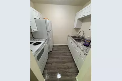 8127 Stonehurst Street #4, Dallas, TX 75217 - Photo 5