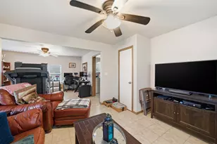 808 N Reagan St, West, TX 76691 - Photo 3