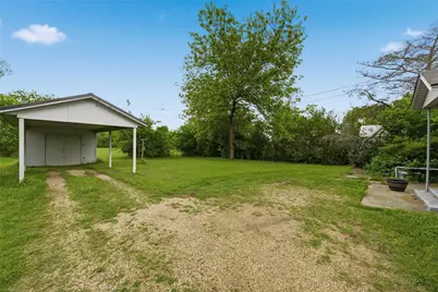 808 N Reagan Street, West, TX 76691 - Photo 19