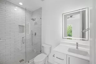 4605 Belmont Ave, Dallas, TX 75204 - Photo 33