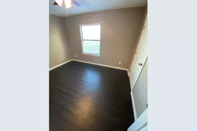 141 W Canton Street #E, Palmer, TX 75152 - Photo 5