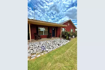 826 Gilliland Road, Springtown, TX 76082 - Photo 5
