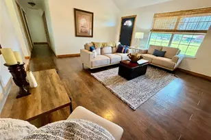 826 Gilliland Rd, Springtown, TX 76082 - Photo 3