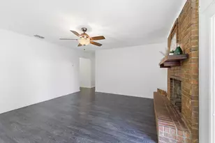 801 Gettysburg Pl, Bedford, TX 76022 - Photo 11