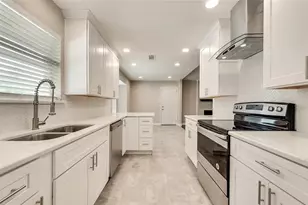 2303 Silverthorne Dr, Dallas, TX 75287 - Photo 7