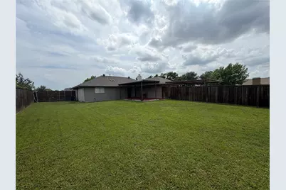 2303 Silverthorne Drive, Dallas, TX 75287 - Photo 17