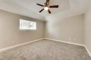 2303 Silverthorne Dr, Dallas, TX 75287 - Photo 9