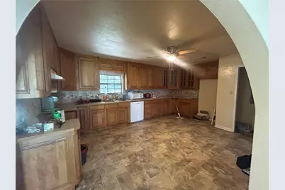 214 County Rd 4870, Newark, TX 76071 - Photo 7