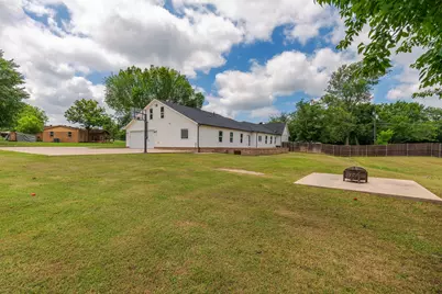 1305 N John Douglas Road, Van Alstyne, TX 75495 - Photo 5