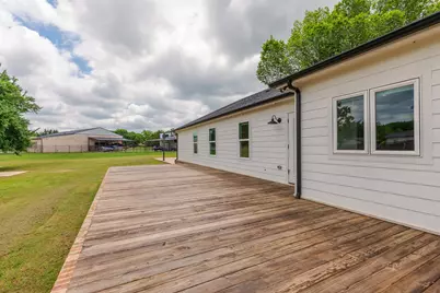 1305 N John Douglas Road, Van Alstyne, TX 75495 - Photo 33