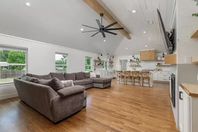 1305 N John Douglas Road, Van Alstyne, TX 75495 - Photo 9