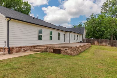 1305 N John Douglas Road, Van Alstyne, TX 75495 - Photo 35